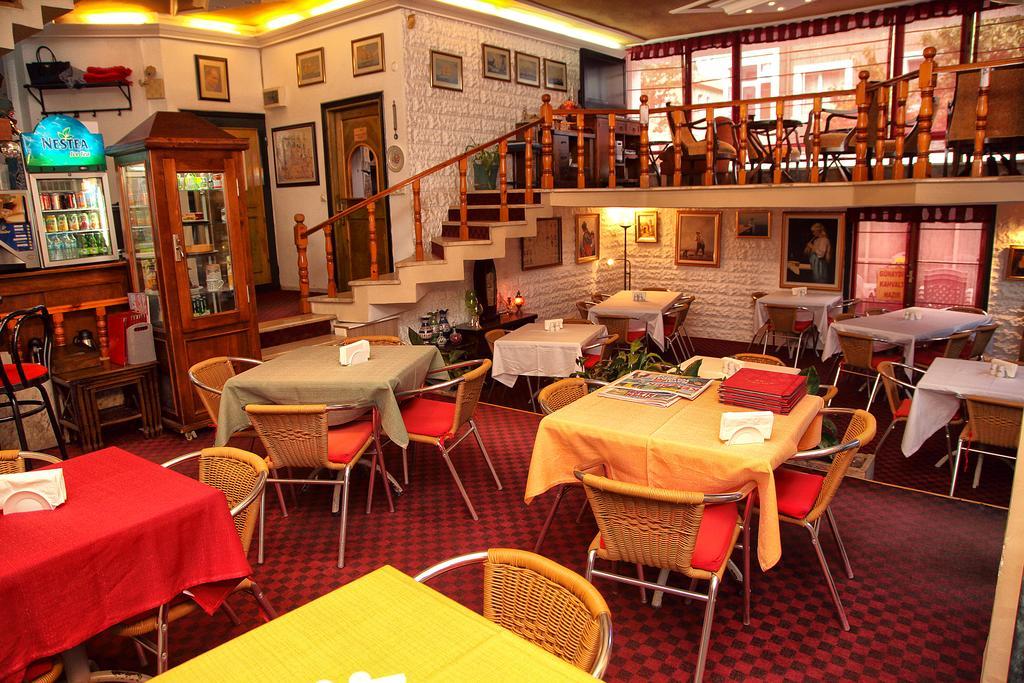 Rainbow 48 Apart Hotel Istanbul Værelse billede